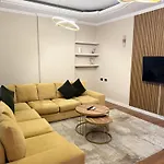 Golden Dublex Апартаменты Тирана