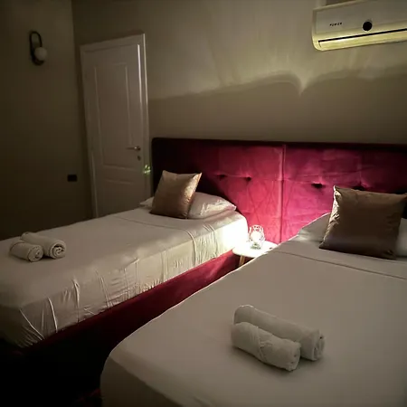 Golden Dublex Appartement Tirana