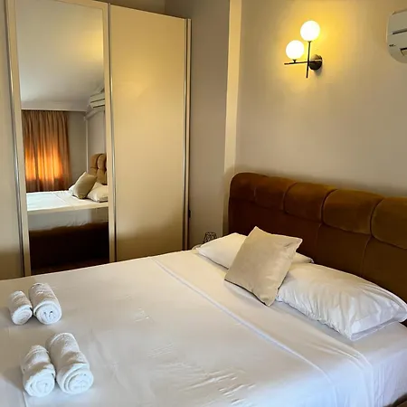 Apartment Golden Dublex Tirana
