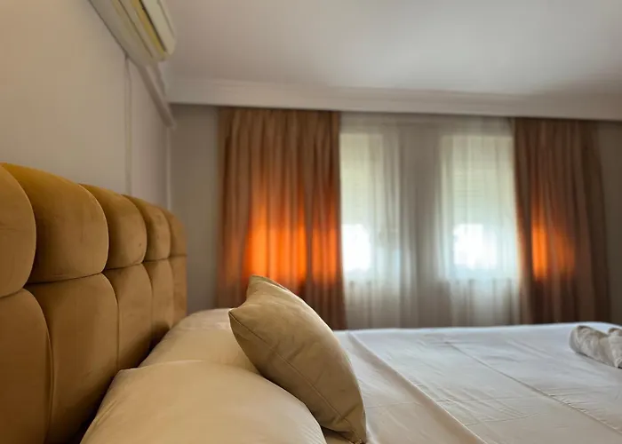 Golden Dublex * Tirana